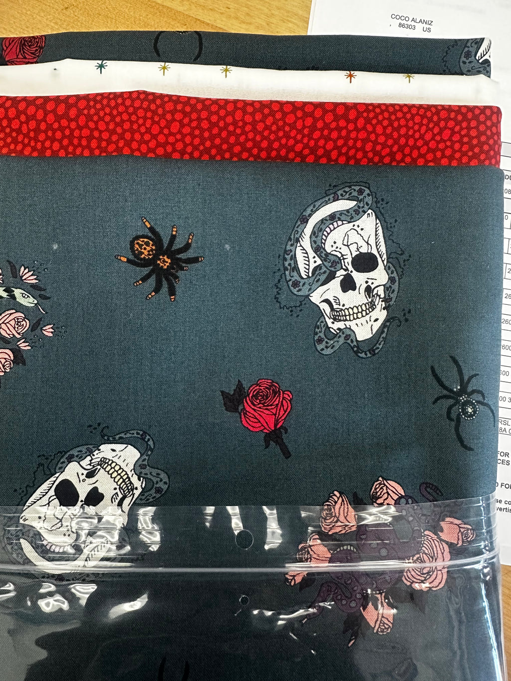 3 Yard Quilt Kit - Skulls
